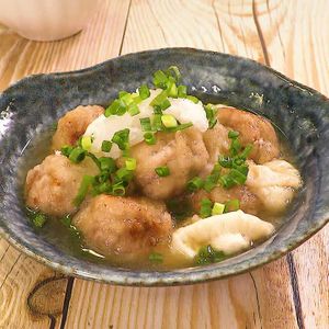 「豚こまボールと餅のみぞれ煮」のレシピ動画