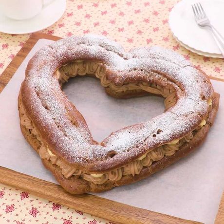 おもてなしにおすすめ チョコバナナパリブレストのレシピ動画 作り方 Delish Kitchen