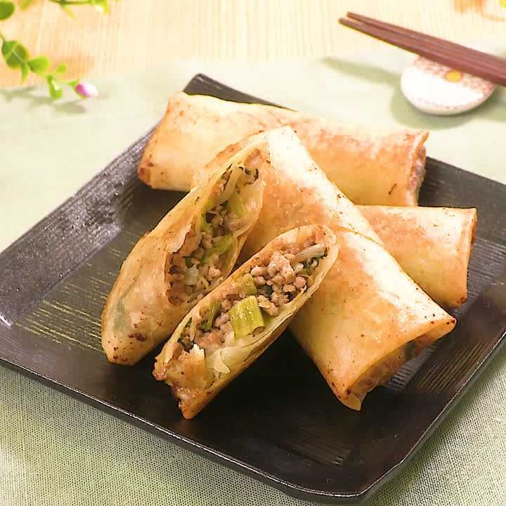 チンゲン菜とひき肉の春巻き