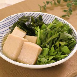 春菊と高野豆腐のさっと煮