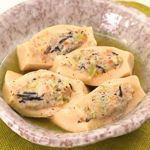 「ひじき入り高野豆腐の肉詰め」のレシピ動画