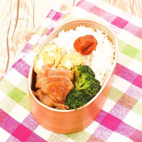 お弁当にぴったり レンジでできるミニ照り焼きチキンのレシピ動画 作り方 Delish Kitchen