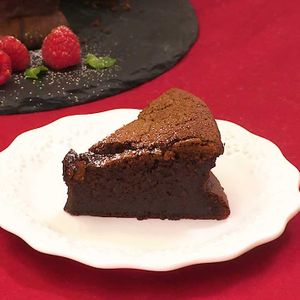 「生チョコ風ガトーショコラ」のレシピ動画