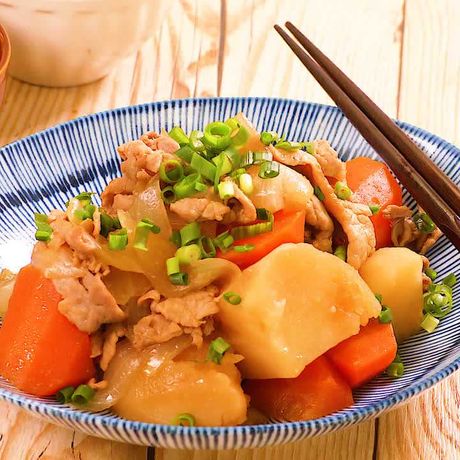 調味料はたったの一つ すき焼きのタレで肉じゃがのレシピ動画 作り方 Delish Kitchen