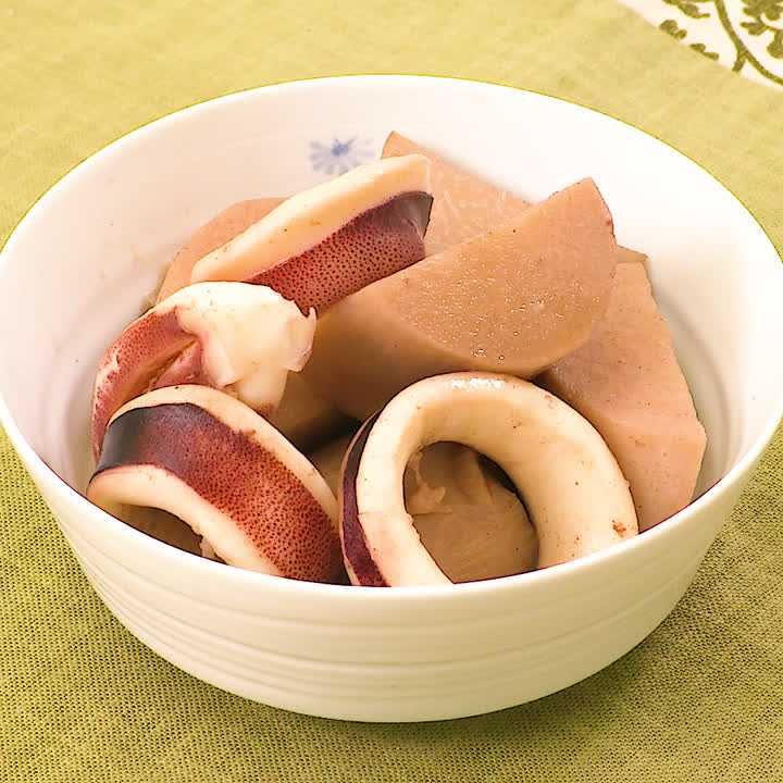 京芋といかの煮物