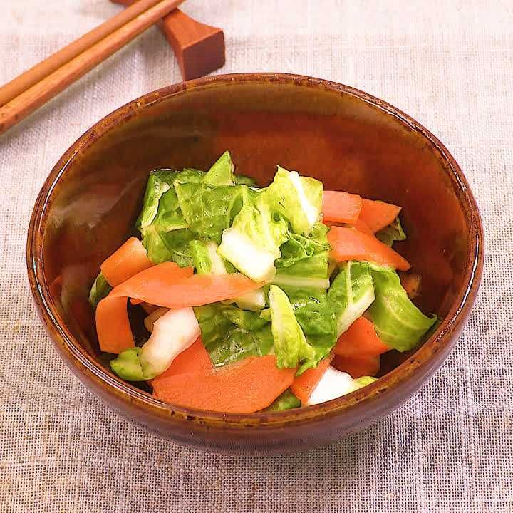 白菜とにんじんの甘酢和え