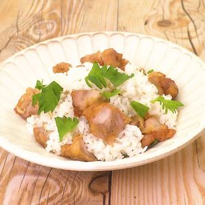 「から揚げごましそご飯」のレシピ動画