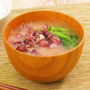季節の味噌汁 菜の花と新じゃがいもの味噌汁のレシピ動画 作り方 Delish Kitchen
