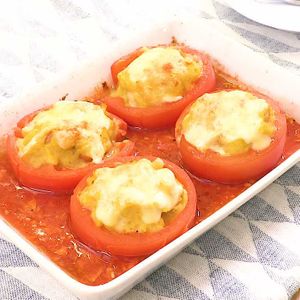 「カレーマッシュポテト入りトマトカップ」のレシピ動画