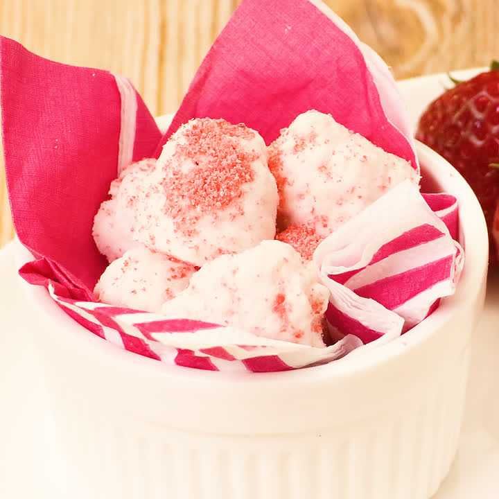 手作りいちごマシュマロ