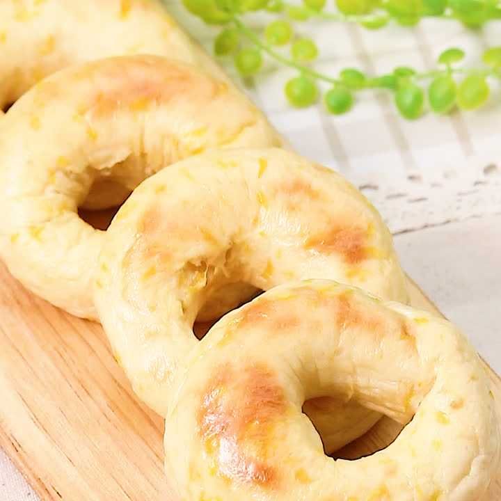 オレンジのベーグル