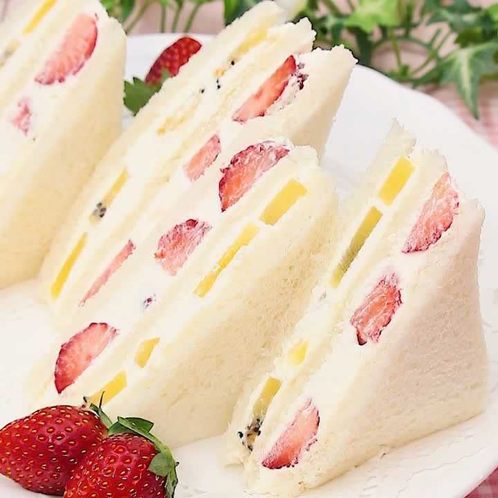 ひな祭りサンド