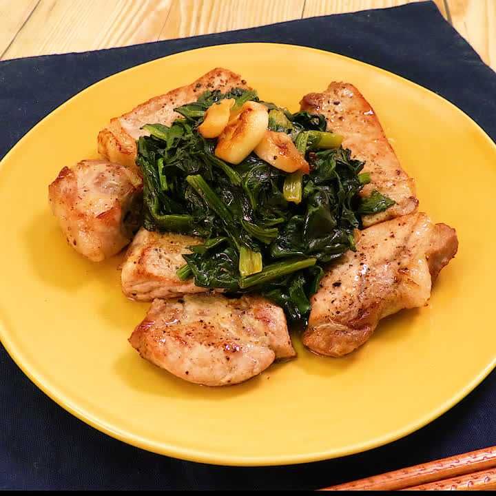 豚肉とほうれん草の蒸し焼き