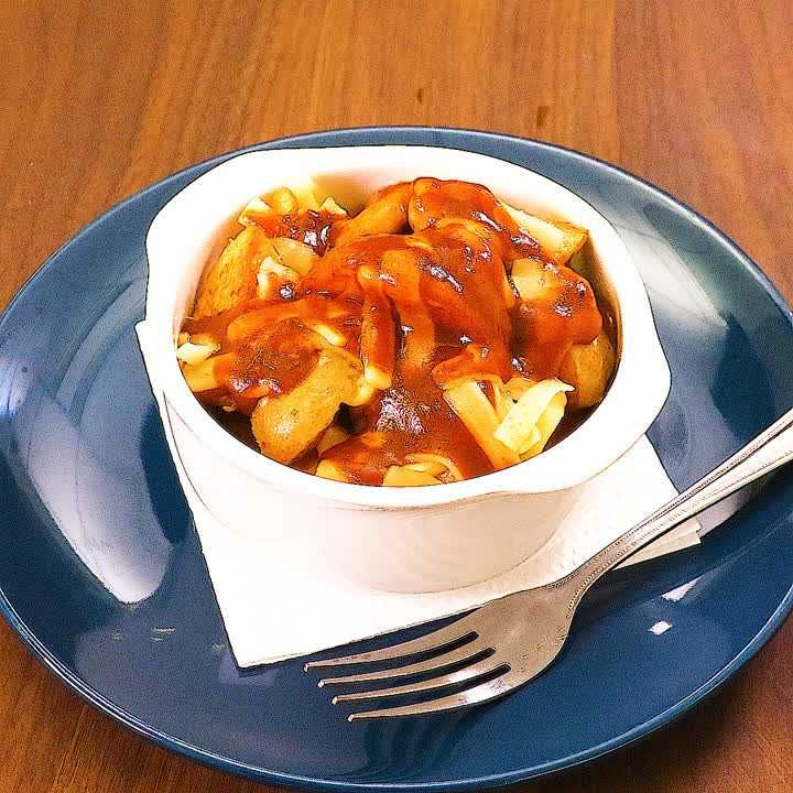 新じゃがのプーティン