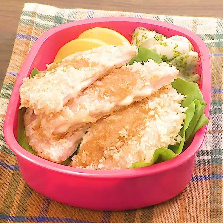 チーズ入りハムカツ弁当