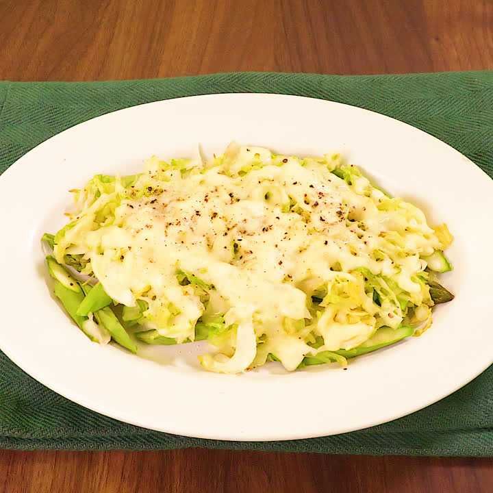 乳酸菌キャベツのアスパラチーズ焼き