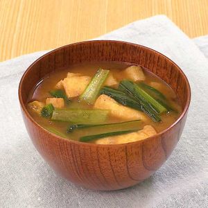 「小松菜と油揚げの味噌汁」のレシピ動画