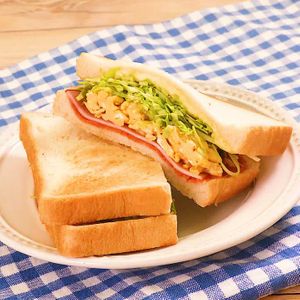 「ピザサンド」のレシピ動画