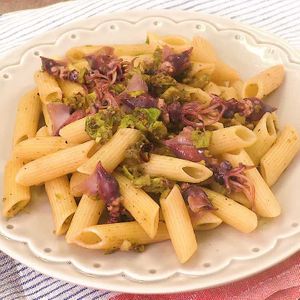 「ふきのとうとホタルイカのペンネ」のレシピ動画