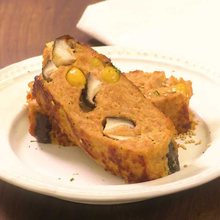 鶏ひき肉のみそミートローフ