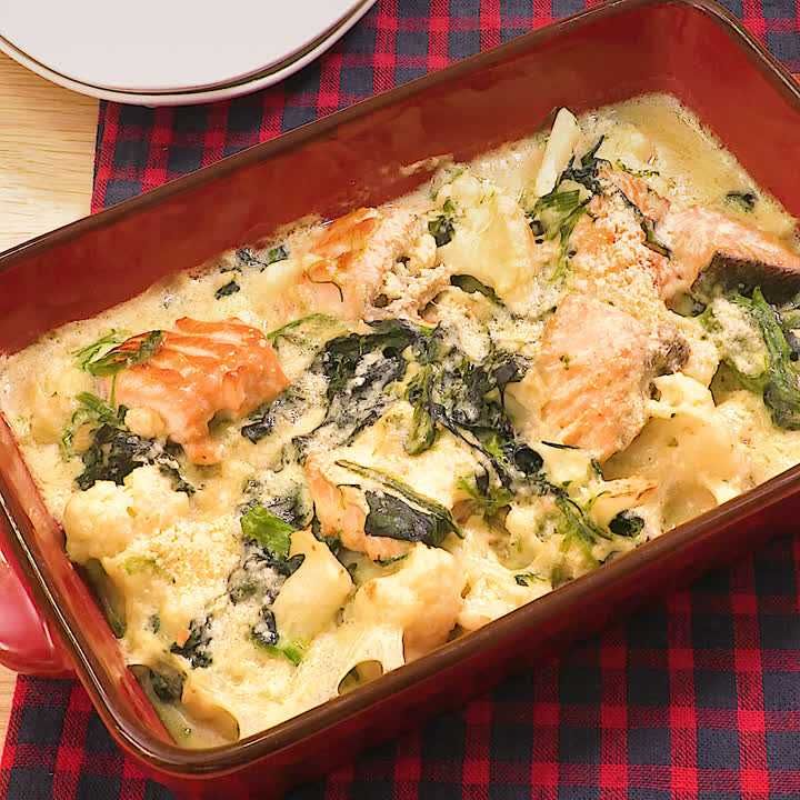 ほうれん草と鮭のグラタン