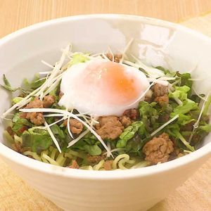 野菜たっぷり油そば