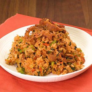 「ビビンバ炒飯」のレシピ動画