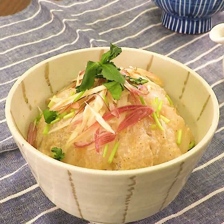 ヒラメのごまだれ丼