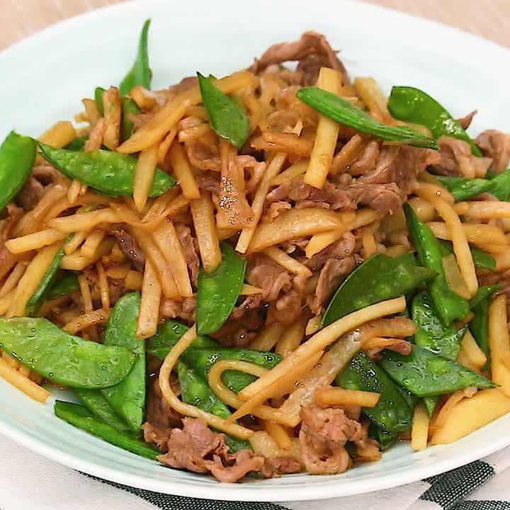 絹さやと牛肉のオイスターソース炒め