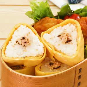 「卵焼きおにぎり」のレシピ動画