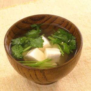 「豆腐と三つ葉のお吸い物」のレシピ動画