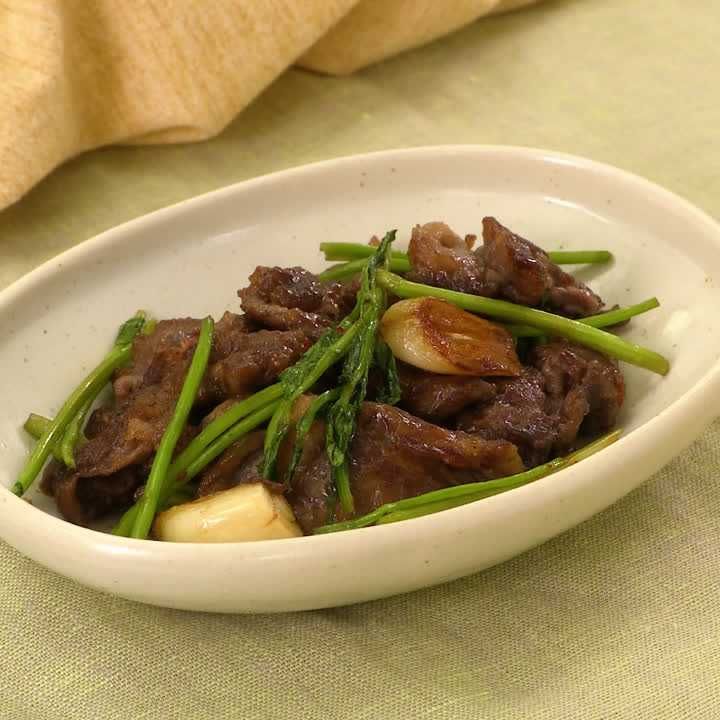 せりと牛肉の炒め物