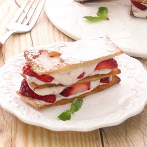 「桜のミルフィーユ」のレシピ動画