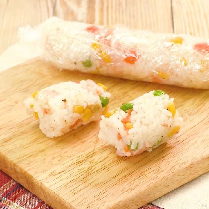 えびピラフ風おにぎり