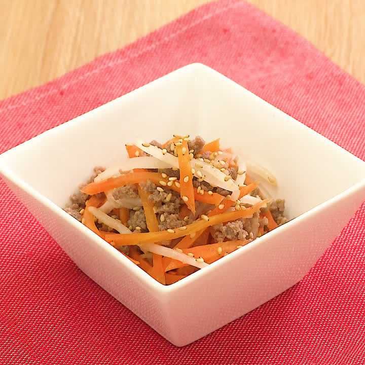 にんじんともやしのひき肉ナムル