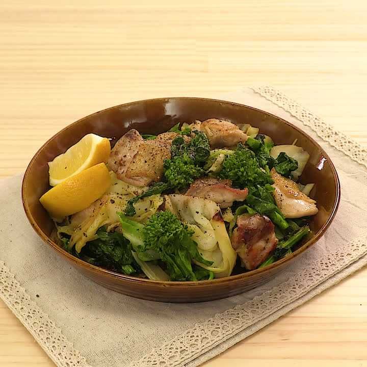 キャベツと鶏肉のにんにく炒め