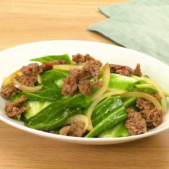 合びき肉とキャベツのピリ辛炒め