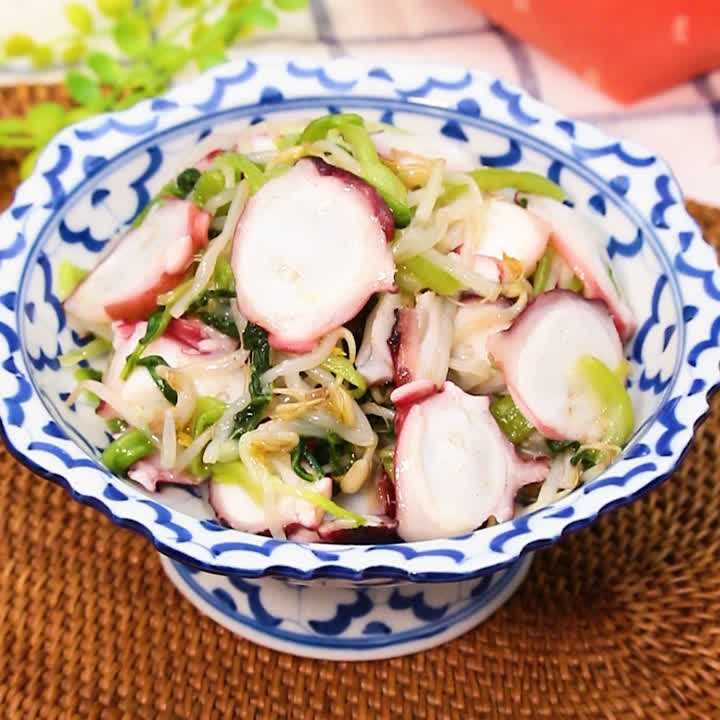 もやしとたこのごま油あえ