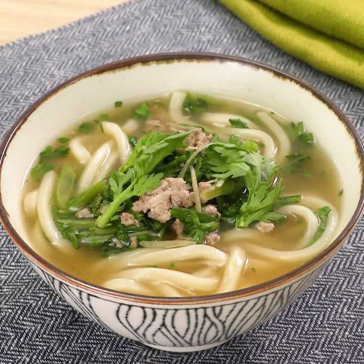 春菊と豚ひき肉のとろとろうどん