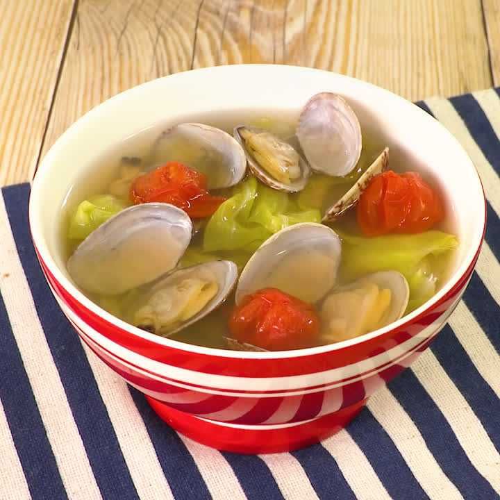 あさりとキャベツのスープ