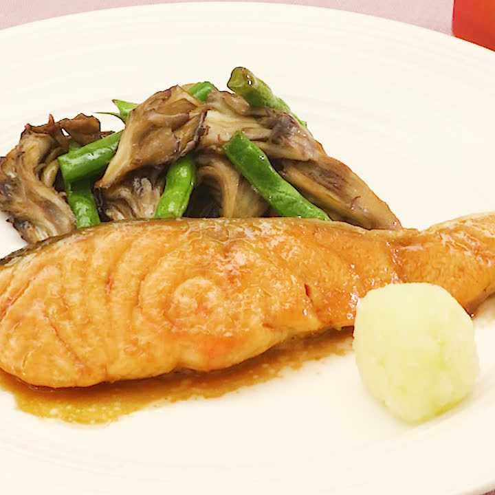 鮭のだしバターてり焼き