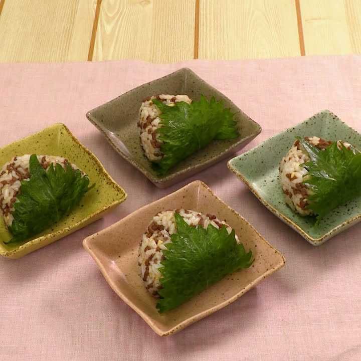 牛のしぐれ煮おにぎり