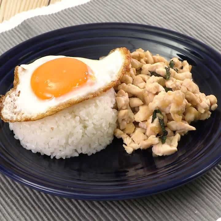 鶏むね肉のガパオ