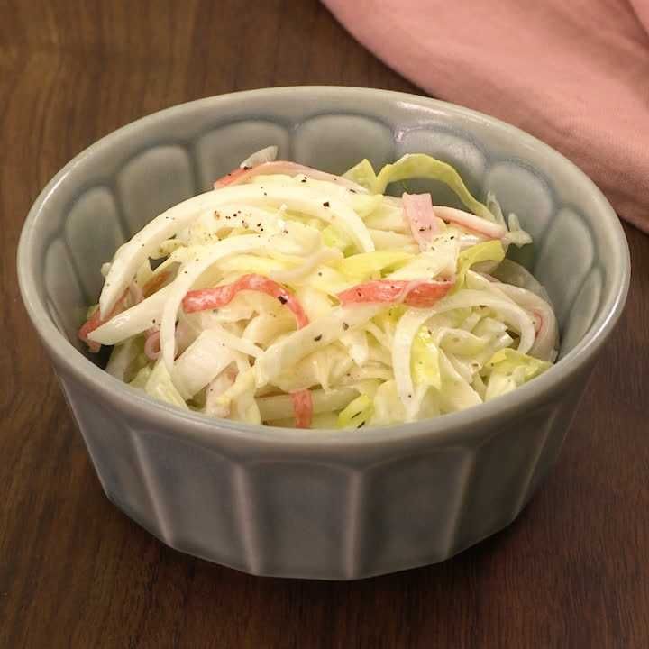新玉ねぎのかにかまぼこサラダ