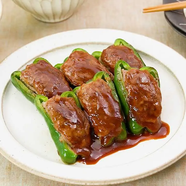 基本のピーマンの肉詰め