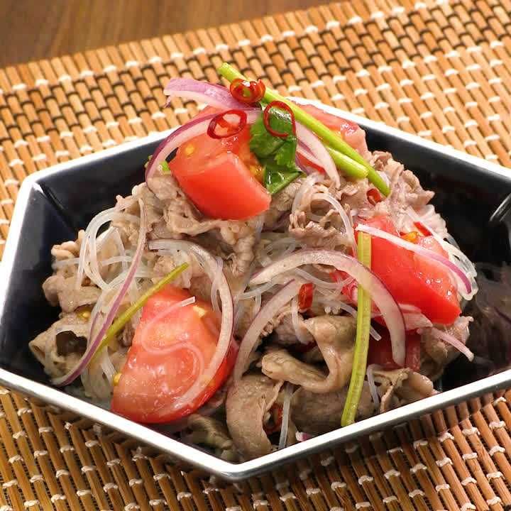 牛しゃぶ肉のエスニックサラダ