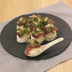 さっぱり甘酢たれで 梅ささみ冷やし中華のレシピ動画 作り方 Delish Kitchen