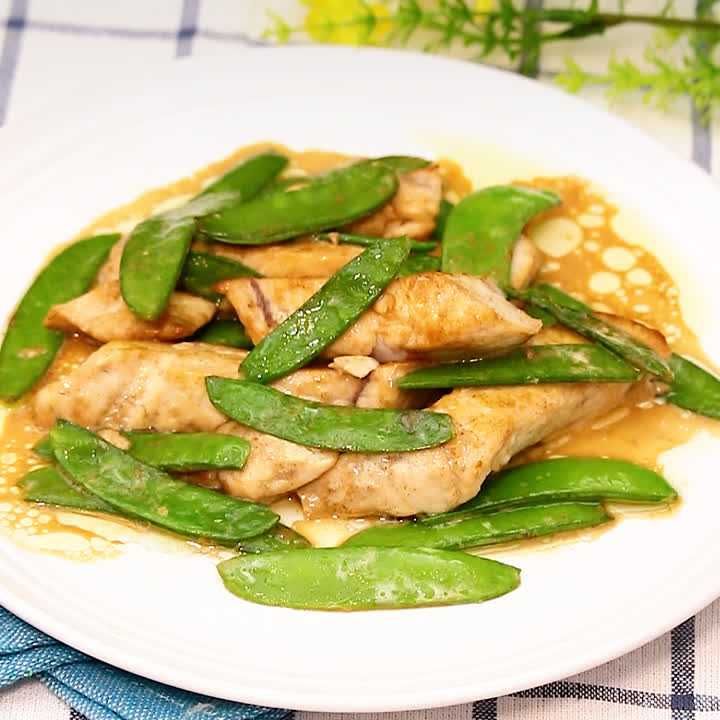 絹さやとメカジキのマヨしょうゆ炒め