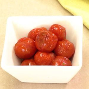 「ミニトマトのバターソテー」のレシピ動画