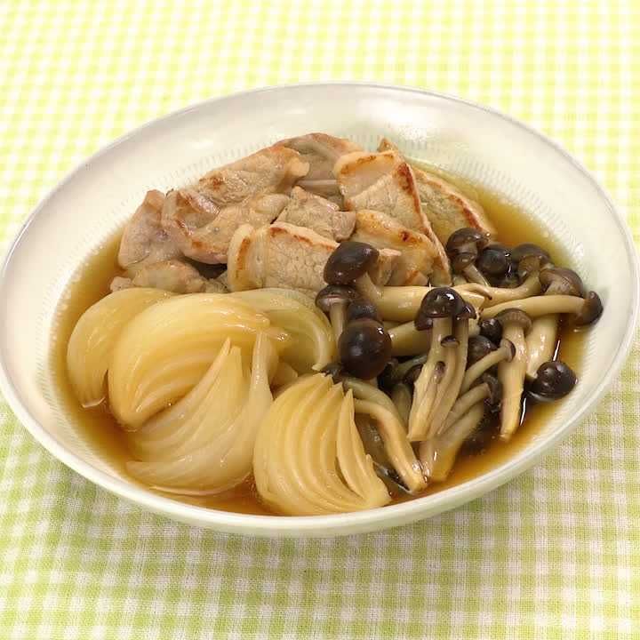 新玉ねぎと豚肉のしょうが煮